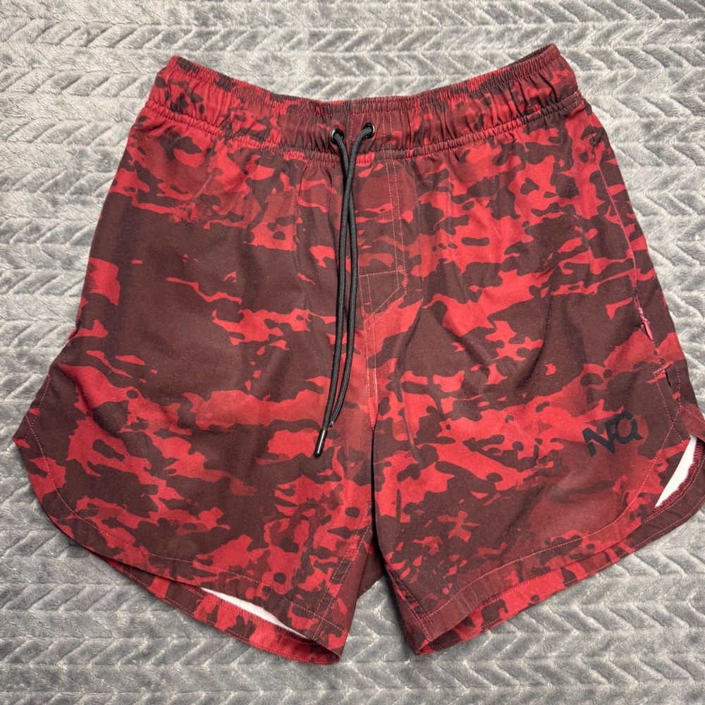 NFQ Never F***ing Quit‎ Mens Training Shorts Red Camo Shorts Size Small (1438)